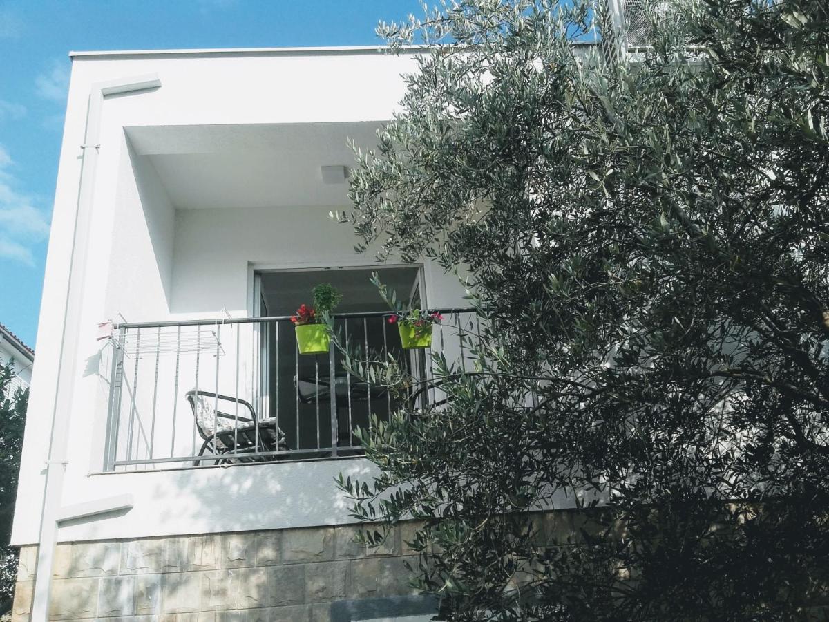 Djonovic דירה